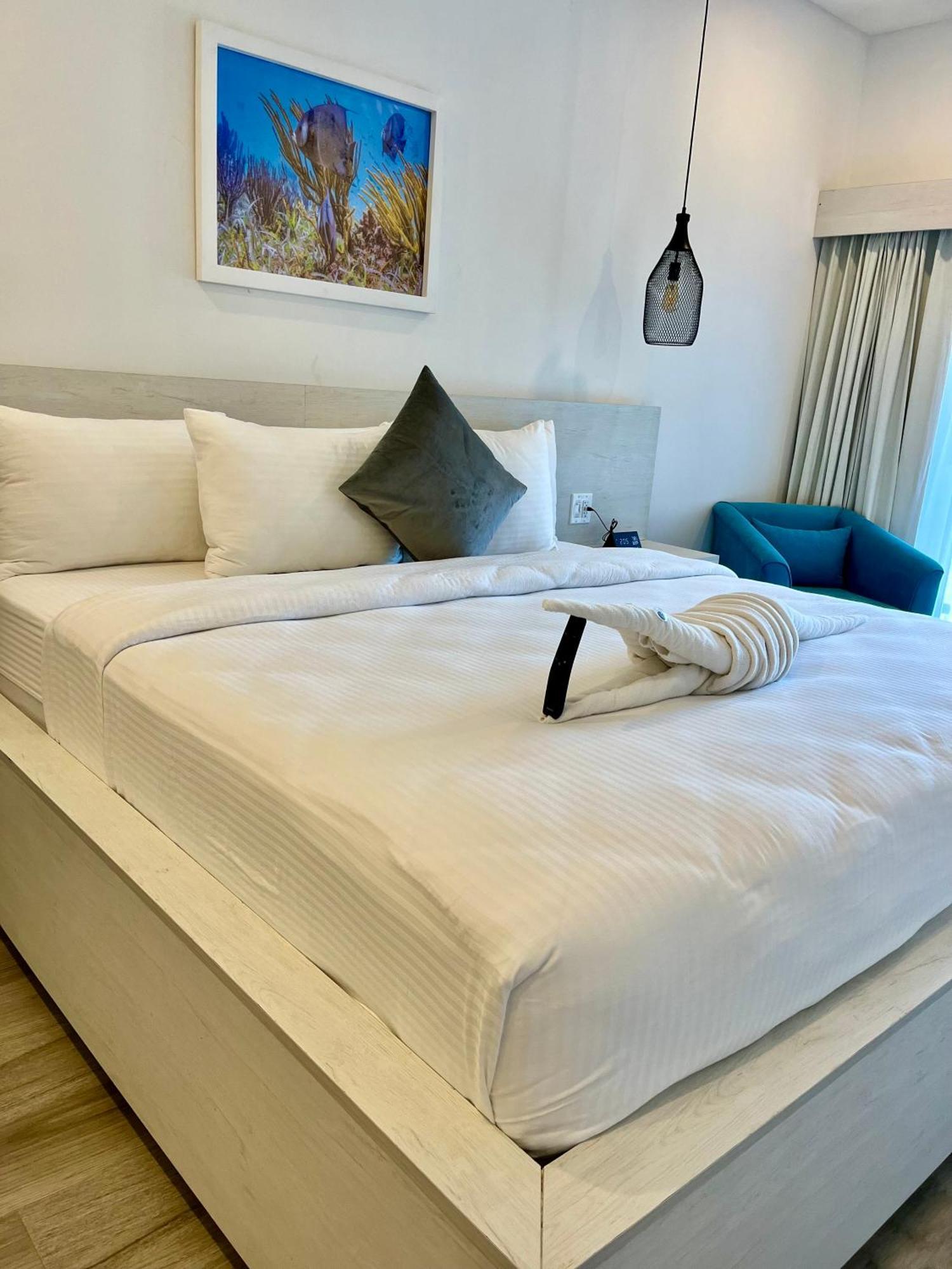 The Watermark Hotel San Pedro  Eksteriør billede