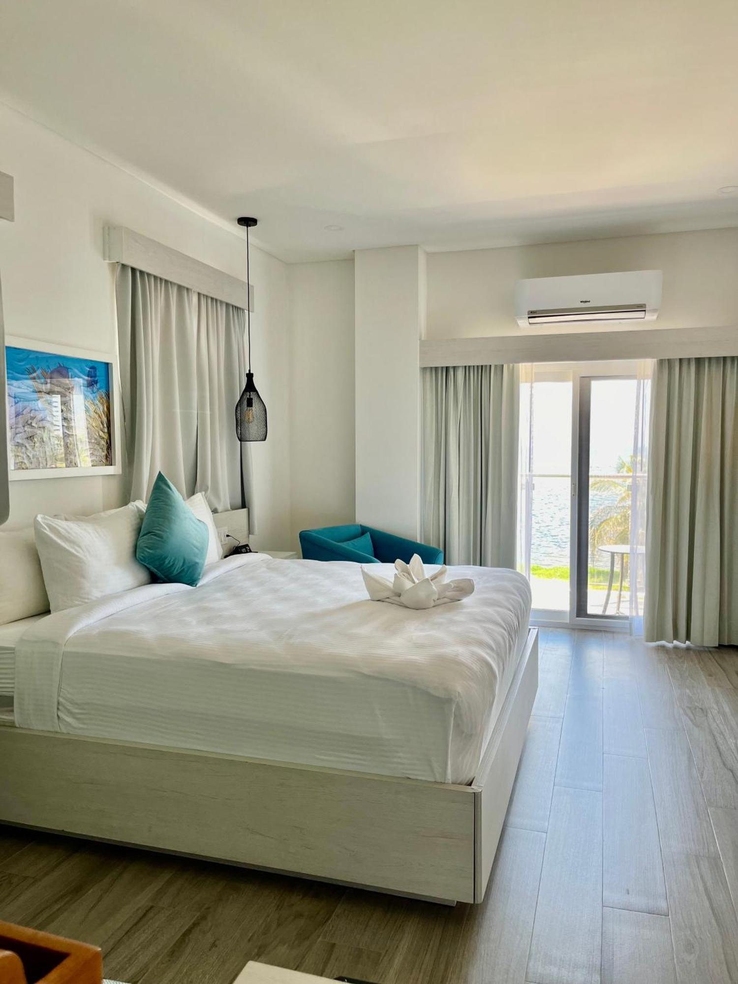 The Watermark Hotel San Pedro  Eksteriør billede